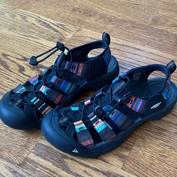 KEEN striped sandals - Picture 2 of 3